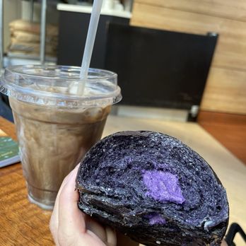 Paper Son Coffee - Ube salt bread and Hojicha Latte - Coffee & Tea Near Me - San Francisco, California Paper Son Coffee - Ube salt bread and Hojicha Latte - Coffee & Tea Near Me - San Francisco, California