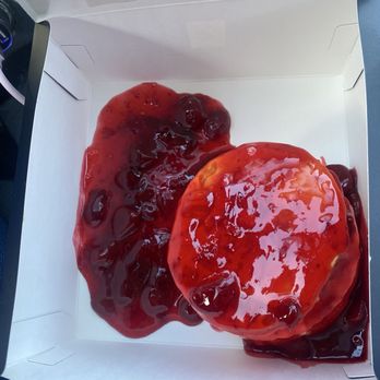 Ojisan Puffy - Puffy cheesecake with strawberry sauce - Desserts Near Me - Dearborn, Michigan Ojisan Puffy - Puffy cheesecake with strawberry sauce - Desserts Near Me - Dearborn, Michigan