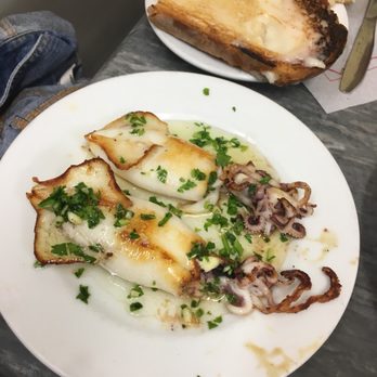 La Cova Fumada - Tapas/Small Plates Near Me - Barcelona, B La Cova Fumada - Tapas/Small Plates Near Me - Barcelona, B