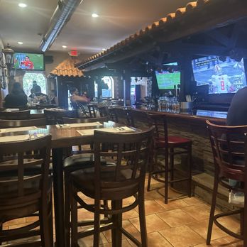 Minhoto Restaurant - Portuguese Near Me - Elizabeth, New Jersey Minhoto Restaurant - Portuguese Near Me - Elizabeth, New Jersey