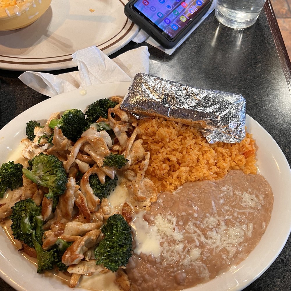 Tres Hermanos Nunes - Chicken Cancun - Mexican Near Me - Tipton, Indiana Tres Hermanos Nunes - Chicken Cancun - Mexican Near Me - Tipton, Indiana