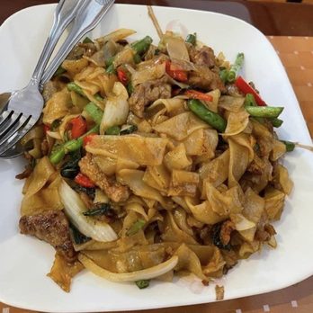 Lucky Dragon - Chinese Near Me - Quincy, Massachusetts