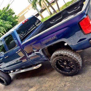 Collision Specialist - Happy with my truck back - Auto Repair Near Me - Miami, Florida Collision Specialist - Happy with my truck back - Auto Repair Near Me - Miami, Florida