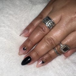 Divine Nail Spa