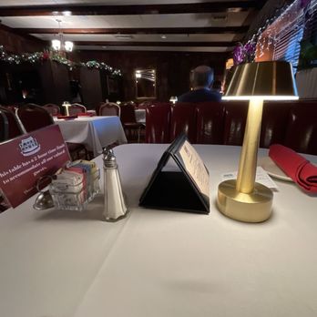 Burbank Smokehouse - Steakhouses Near Me - Burbank, California Burbank Smokehouse - Steakhouses Near Me - Burbank, California