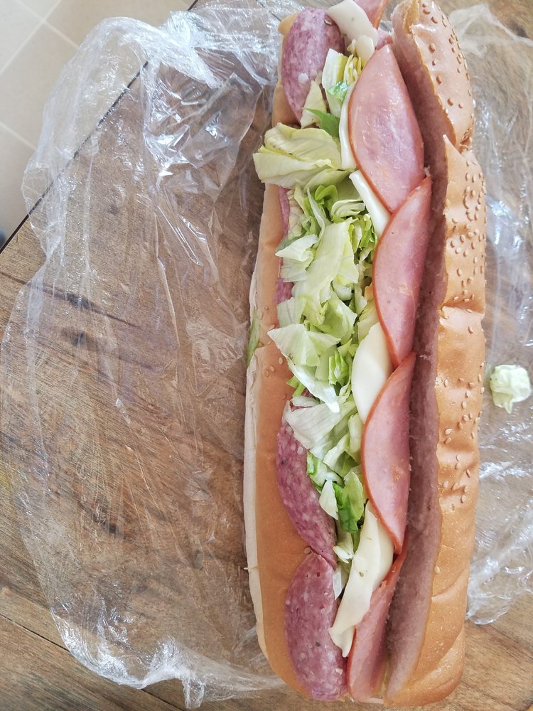 BUSCEMI’S FRASER Updated September 2024 31007 Groesbeck Hwy, Fraser