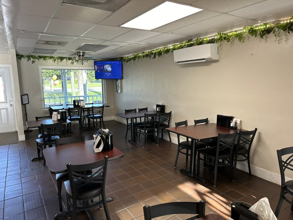 7 Mares — Mexican restaurant in Labelle