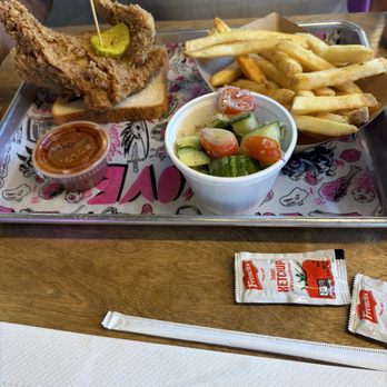 Lovebird - Almost Famous Chicken - Small weight, southern with fries and tomato cucumber salad - Southern Near Me - Winter Haven, Florida