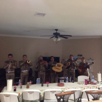 Mariachi Perla Tapatia - Mariachi Perla Tapatia - Musicians Near Me - Houston, Texas Mariachi Perla Tapatia - Mariachi Perla Tapatia - Musicians Near Me - Houston, Texas