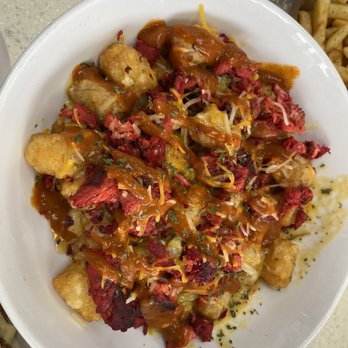 Twisted Turban - Tator Tots with tandoori chicken bites - Halal Near Me - Houston, Texas Twisted Turban - Tator Tots with tandoori chicken bites - Halal Near Me - Houston, Texas