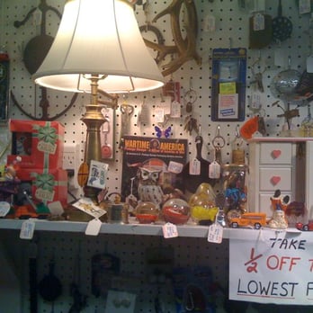 Powell Liberty Antique Mall - Antiques Near Me - Powell, Ohio