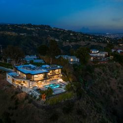 Nightfall Group Los Angeles Villa Rentals & Property Management - The Summit Mansion