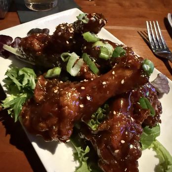Tommy's Tavern + Tap - Peking duck wings - American Near Me - Edison, New Jersey Tommy's Tavern + Tap - Peking duck wings - American Near Me - Edison, New Jersey