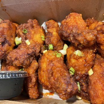 Fiya Hen - Spicy Garlic wings - Chicken Wings Near Me - Boston, Massachusetts