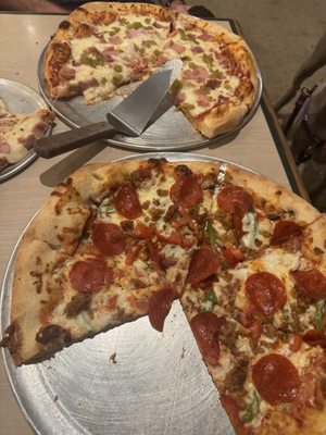 Bear Canyon Pizza on Broadway by null