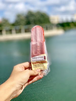 Mom & Pops All Natural Frozen Pops by null
