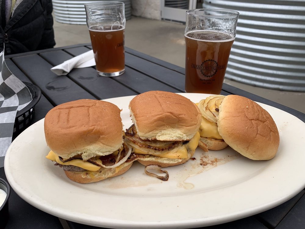 CRANKER’S BREWERY Updated October 2024 64 Photos & 125 Reviews 213 S State St, Big Rapids