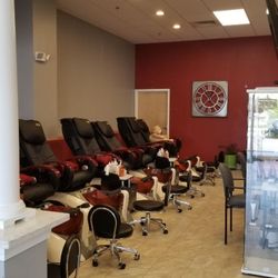 Dalla Nails & Spa