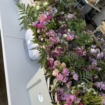 G & J Flower SA - Wholesale Stores Near Me - Santa Ana, California G & J Flower SA - Wholesale Stores Near Me - Santa Ana, California