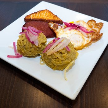 Sazon y Antojo - DESAYUNO TRES GOLPE (SALAMI, FRIED EGG AND DOMINICAN CHEESE WITH MASHED PLANTAINS) - Breakfast & Brunch Near Me - Lynn, Massachusetts Sazon y Antojo - DESAYUNO TRES GOLPE (SALAMI, FRIED EGG AND DOMINICAN CHEESE WITH MASHED PLANTAINS) - Breakfast & Brunch Near Me - Lynn, Massachusetts
