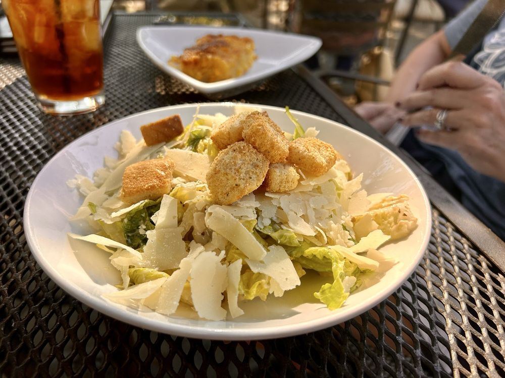 Tinkers Creek Road Tavern