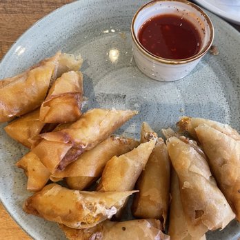 Avenida Restaurant - Egg rolls - Filipino Near Me - San Mateo, California Avenida Restaurant - Egg rolls - Filipino Near Me - San Mateo, California