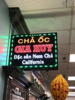 Cha Oc Gia Huy by null