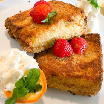 Over Easy - Custard French Toast - Breakfast & Brunch Near Me - Kailua, Hawaii Over Easy - Custard French Toast - Breakfast & Brunch Near Me - Kailua, Hawaii