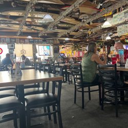J Michael's - Dining room