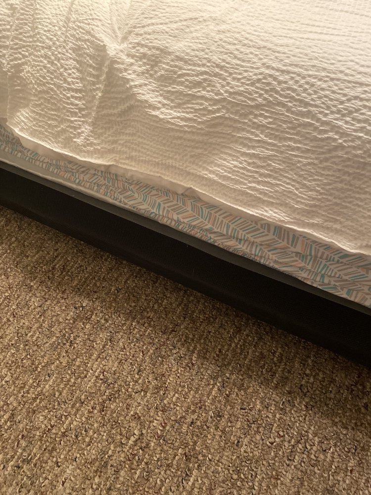 FURNITURE DISTRIBUTION CENTER Updated September 2024 20 Photos