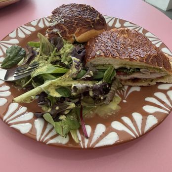 La Perla Tapatia Café - Coffee & Tea Near Me - Oakland, California