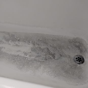 Reside Living - Backed up water in tub - Apartments Near Me - Chicago, Illinois Reside Living - Backed up water in tub - Apartments Near Me - Chicago, Illinois