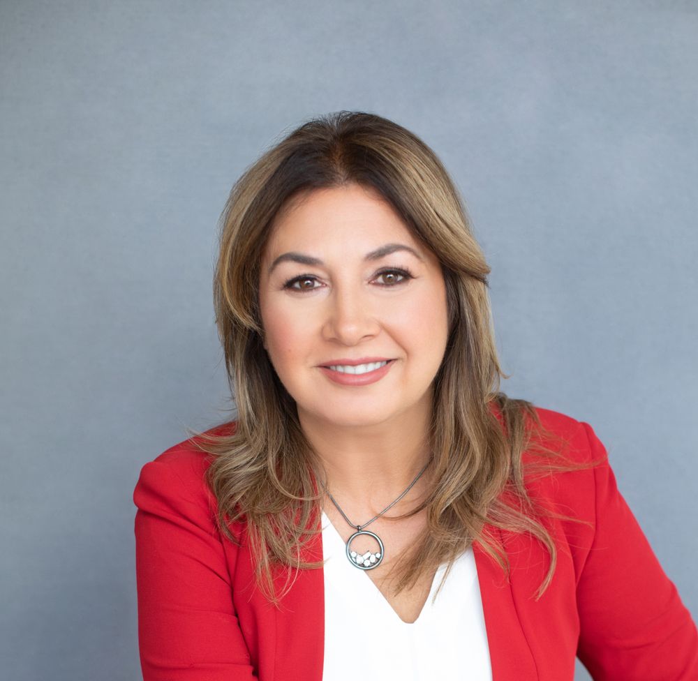 KRIS SANTULLO FLORIDA HOME TEAM REALTY 999 Douglas Ave, Altamonte