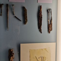 Alamannenmuseum - Fundstücke (Schere und Messer)