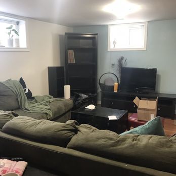 Metropolitan Movers Ottawa - The couch and tv were already in the apartment - Movers Near Me - Ottawa, Ontario