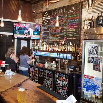 Loose Rail Brewing - Breweries Near Me - Canal Winchester, Ohio
