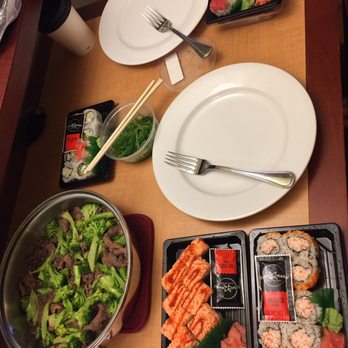 Rainbow Sushi - Sushi Bars Near Me - Chantilly, Virginia