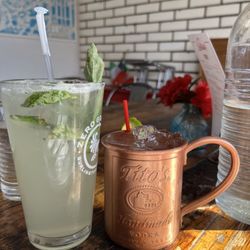 Pizzeria La Rosa - Vodka Basil Lemonade and Kentucky Mule