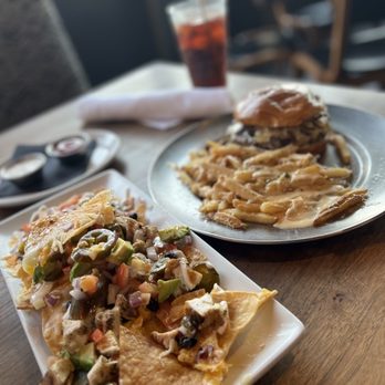 Eureka! - Grilled chicken nachos and Truffle Mushroom Cheeseburger - American Near Me - Hawthorne, California