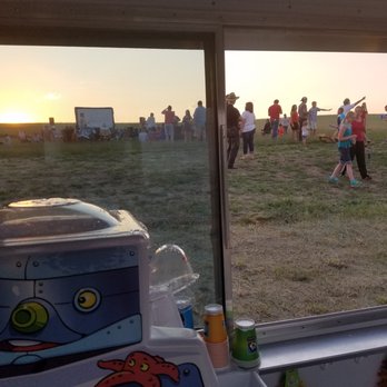 Kona Ice - Getting ready for a movie in the park - Shaved Ice Near Me