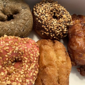 Baker's Dozen - Blueberry, chocolate frosted chocolate cake donut, apple fritter, buttermilk bar, strawberry frosted vanilla donut - all amazing!! - Donuts Near Me - Raleigh, North Carolina Baker's Dozen - Blueberry, chocolate frosted chocolate cake donut, apple fritter, buttermilk bar, strawberry frosted vanilla donut - all amazing!! - Donuts Near Me - Raleigh, North Carolina