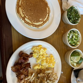 Maná Restaurant & Bakery - Breakfast - Breakfast & Brunch Near Me - Douglas, Arizona Maná Restaurant & Bakery - Breakfast - Breakfast & Brunch Near Me - Douglas, Arizona