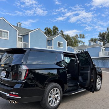 Iconic Transportation - Early Morning Airport Transportation in San Diego | Reliable, On-Time Private Car Service - Limos Near Me - San Diego, California Iconic Transportation - Early Morning Airport Transportation in San Diego | Reliable, On-Time Private Car Service - Limos Near Me - San Diego, California