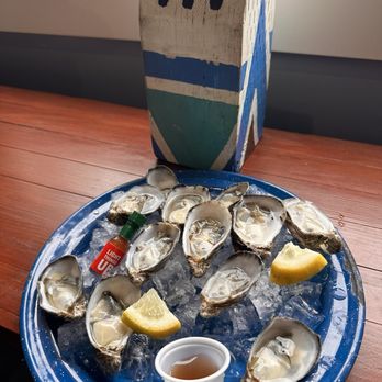Hook & Fork - Oysters - Breakfast & Brunch Near Me - Union, Washington