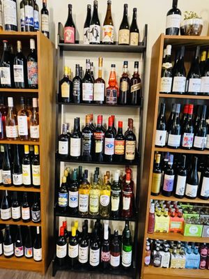 Hela Provisions by null