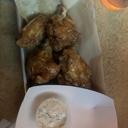 Lemon pepper wings Lemon pepper wings