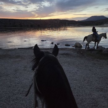 Western Horseback Trail Rides - Horseback Riding Near Me - St. George, Utah