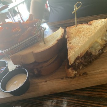 The Office Delray - Huckleberry BBQ Short Rib Grilled Cheese - Gastropubs Near Me - Delray Beach, Florida