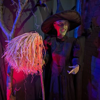 OZ Museum - Museums Near Me - Wamego, Kansas