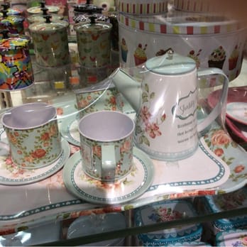 The Landmark - Tin-can teaset. I'm not sure if this is "lutu-lutuan" or real? - Department Stores Near Me - Makati, NCR The Landmark - Tin-can teaset. I'm not sure if this is "lutu-lutuan" or real? - Department Stores Near Me - Makati, NCR